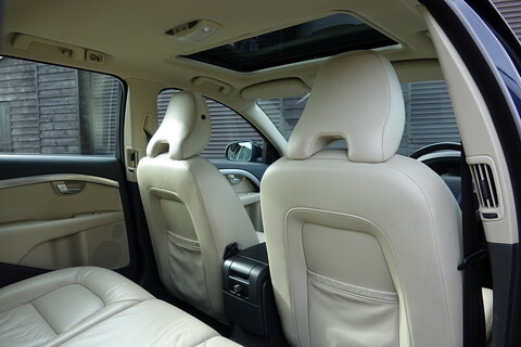 Volvo 2.5T SE Estate Automatic (Low Mileage Example.. Huge Value)