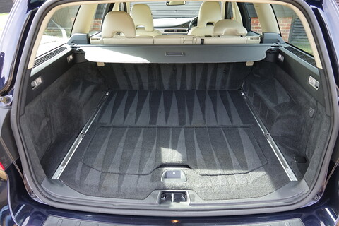 Volvo 2.5T SE Estate Automatic (Low Mileage Example.. Huge Value)