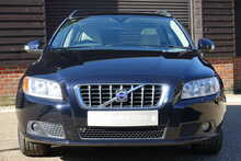 Volvo V70 2.5T SE Estate Automatic 