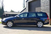 Volvo V70 2.5T SE Estate Automatic 
