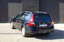 Volvo V70 2.5T SE Estate Automatic 