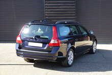 Volvo V70 2.5T SE Estate Automatic 