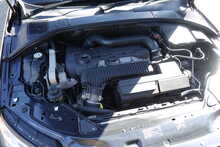 Volvo V70 2.5T SE Estate Automatic 