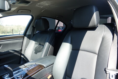 BMW 523i SE Saloon 2.5 Saloon Automatic (Stunning Ultra Low Mileage Example)