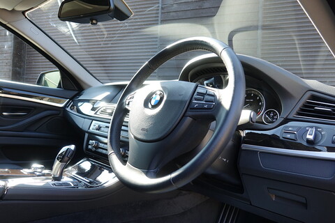 BMW 523i SE Saloon 2.5 Saloon Automatic (Stunning Ultra Low Mileage Example)