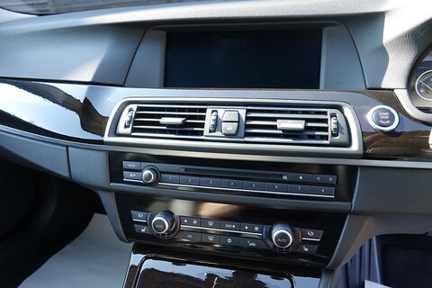 BMW 523i SE Saloon 2.5 Saloon Automatic (Stunning Ultra Low Mileage Example)