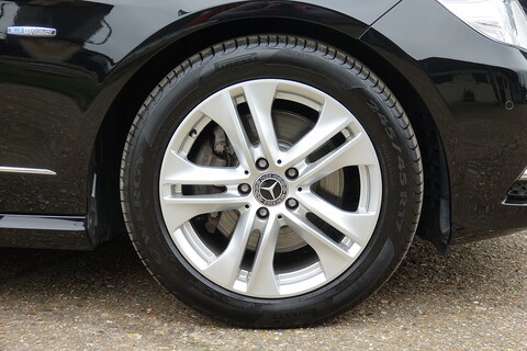 E350 V6 Avantgarde & Speed G-Tronic Estate Estate 3500 Automaticq Petrol