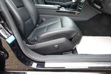 Mercedes-Benz E Class E350 V6 Avantgarde 7 Speed G-Tronic Estate 