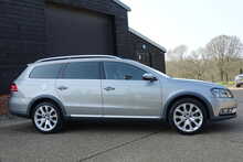Volkswagen Passat 2.0 TFSI Alltrack 4Motion DSG Auto Estate 
