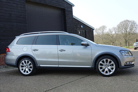 2.0 TFSI Alltrack 4Motion DSG Auto Estate Estate 2.0 Semi Auto Petrol