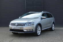 Volkswagen Passat 2.0 TFSI Alltrack 4Motion DSG Auto Estate 