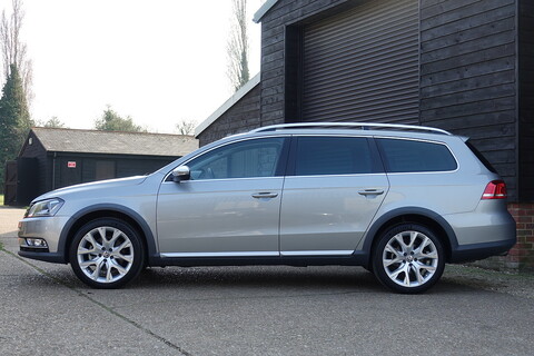 2.0 TFSI Alltrack 4Motion DSG Auto Estate Estate 2.0 Semi Auto Petrol