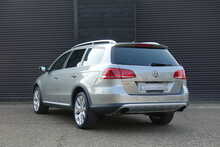 Volkswagen Passat 2.0 TFSI Alltrack 4Motion DSG Auto Estate 