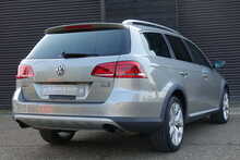 Volkswagen Passat 2.0 TFSI Alltrack 4Motion DSG Auto Estate 