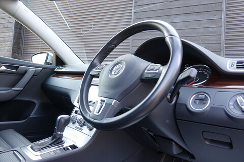 2.0 TFSI Alltrack 4Motion DSG Auto Estate Estate 2.0 Semi Auto Petrol