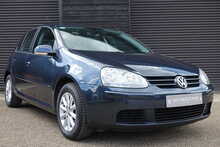 Volkswagen Golf FSI Match 