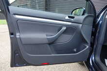 Volkswagen Golf FSI Match 