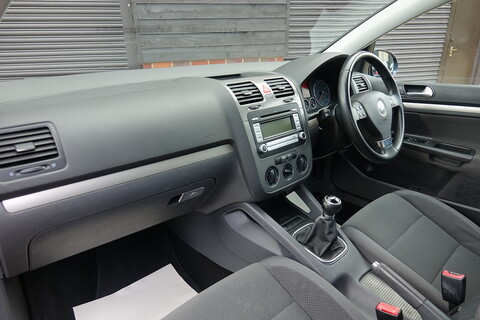 1.6 FSI Match Hatchback 5dr Petrol Manual (161 g/km, 113 bhp)