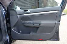 Volkswagen Golf FSI Match 