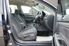 Volkswagen Golf FSI Match 