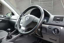 Volkswagen Golf FSI Match 