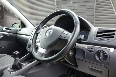 1.6 FSI Match Hatchback 5dr Petrol Manual (161 g/km, 113 bhp)