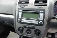 Volkswagen Golf FSI Match 