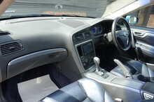 Volvo V70 2.5 R AWD Estate Automatic 