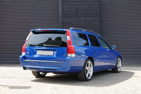 2.5 R AWD Estate Automatic Estate 2500 Automatic1 Petrol