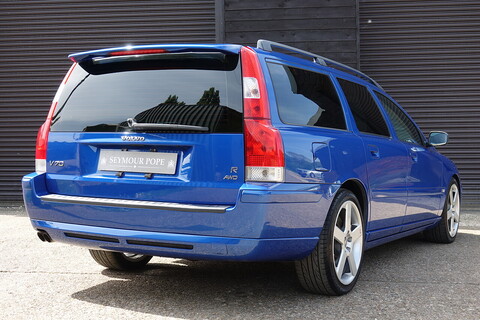 2.5 R AWD Estate Automatic Estate 2500 Automatic1 Petrol