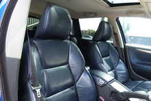 Volvo V70 2.5 R AWD Estate Automatic 