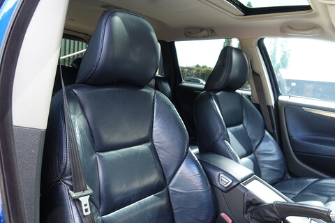 2.5 R AWD Estate Automatic Estate 2500 Automatic1 Petrol