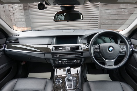528i Luxury Saloon 2.0 Automatic Petrol