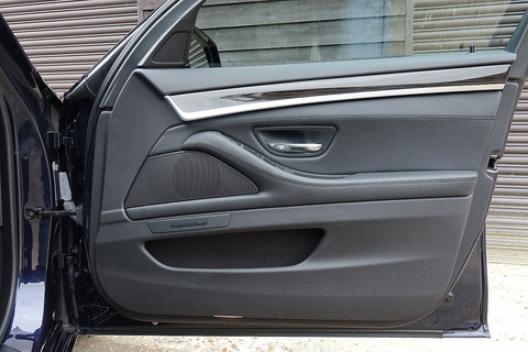 528i Luxury Saloon 2.0 Automatic Petrol