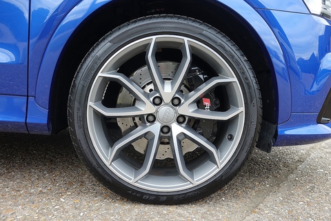 RS Q3 2.5 TFSI Quattro DSG Estate 2.5 Semi Auto Petrol