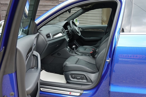 RS Q3 2.5 TFSI Quattro DSG Estate 2.5 Semi Auto Petrol