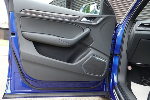 RS Q3 2.5 TFSI Quattro DSG Estate 2.5 Semi Auto Petrol