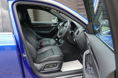 RS Q3 2.5 TFSI Quattro DSG Estate 2.5 Semi Auto Petrol