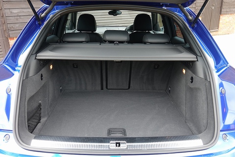 RS Q3 2.5 TFSI Quattro DSG Estate 2.5 Semi Auto Petrol