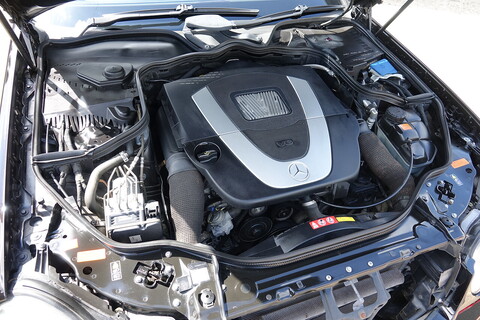 E300 V6 AVANTGARDE Estate 7 Speed G-Tronic Estate 3000 Automatic Petrol