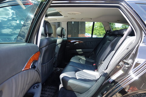 E300 V6 AVANTGARDE Estate 7 Speed G-Tronic Estate 3000 Automatic Petrol
