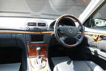 Mercedes-Benz E Class E300 V6 AVANTGARDE Estate 7 Speed G-Tronic 