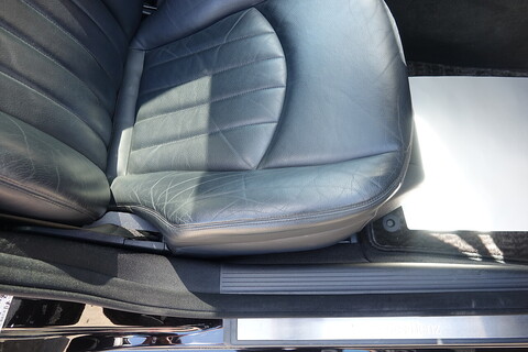 E300 V6 AVANTGARDE Estate 7 Speed G-Tronic Estate 3000 Automatic Petrol