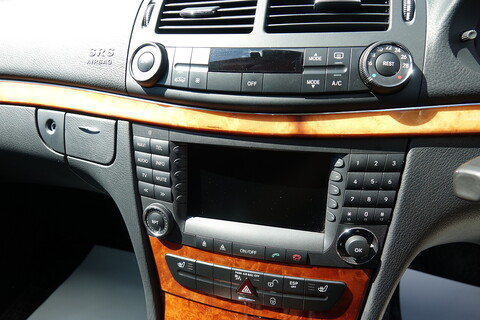 E300 V6 AVANTGARDE Estate 7 Speed G-Tronic Estate 3000 Automatic Petrol