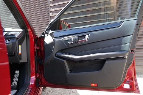 E250 AMG Sport Saloon Automatic Saloon 2000 Automatic Petrol