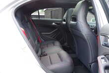 Mercedes-Benz A-Class A250 4Matic Sport AMG Line 