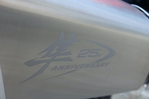 1300 Super Sports Petrol Manual Euro 5 (190 ps)