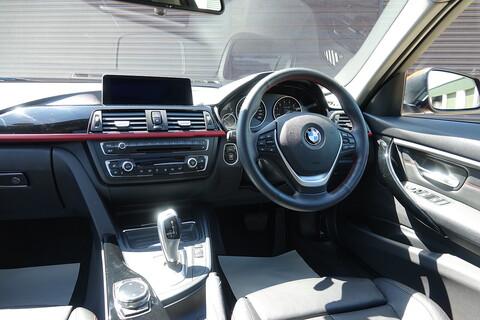 320i Xdrive Sport Touring Estate 2.0 Automatic Petrol