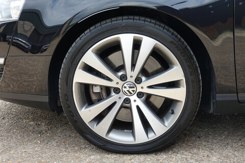 B6 3.2 V6 FSI SEL SPORT DSG 4Motion