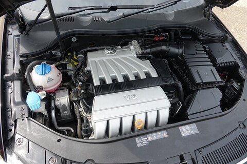 B6 3.2 V6 FSI SEL SPORT DSG 4Motion